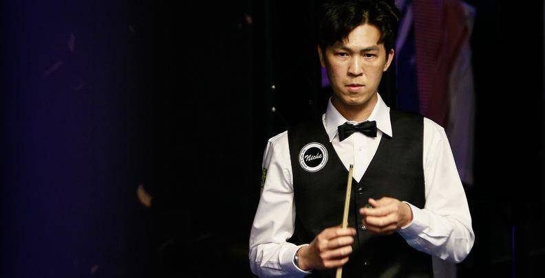 英格兰羽毛球队爆冷丹麦羽毛球队，辛杜制霸全场