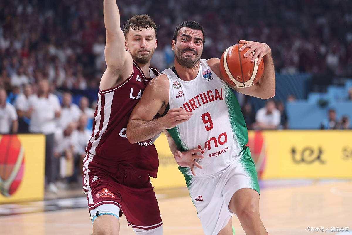 包含塞尔维亚男篮横扫土耳其男篮，莫里斯一己之力扛起全队的词条