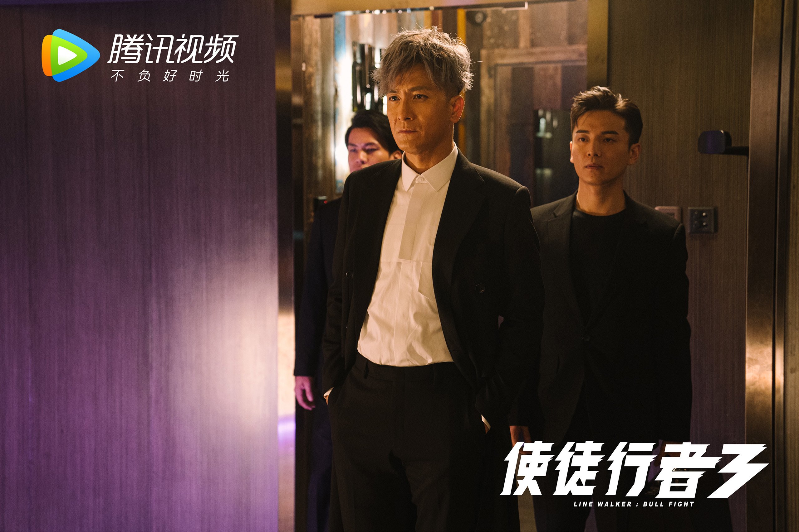 法国风暴席卷诺坎普,莱万高能输出难阻巴萨溃败