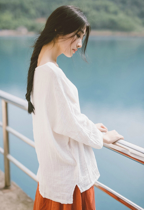 哈利伯顿关键爆发成胜负手，爵士队全面压制正面击溃广东队