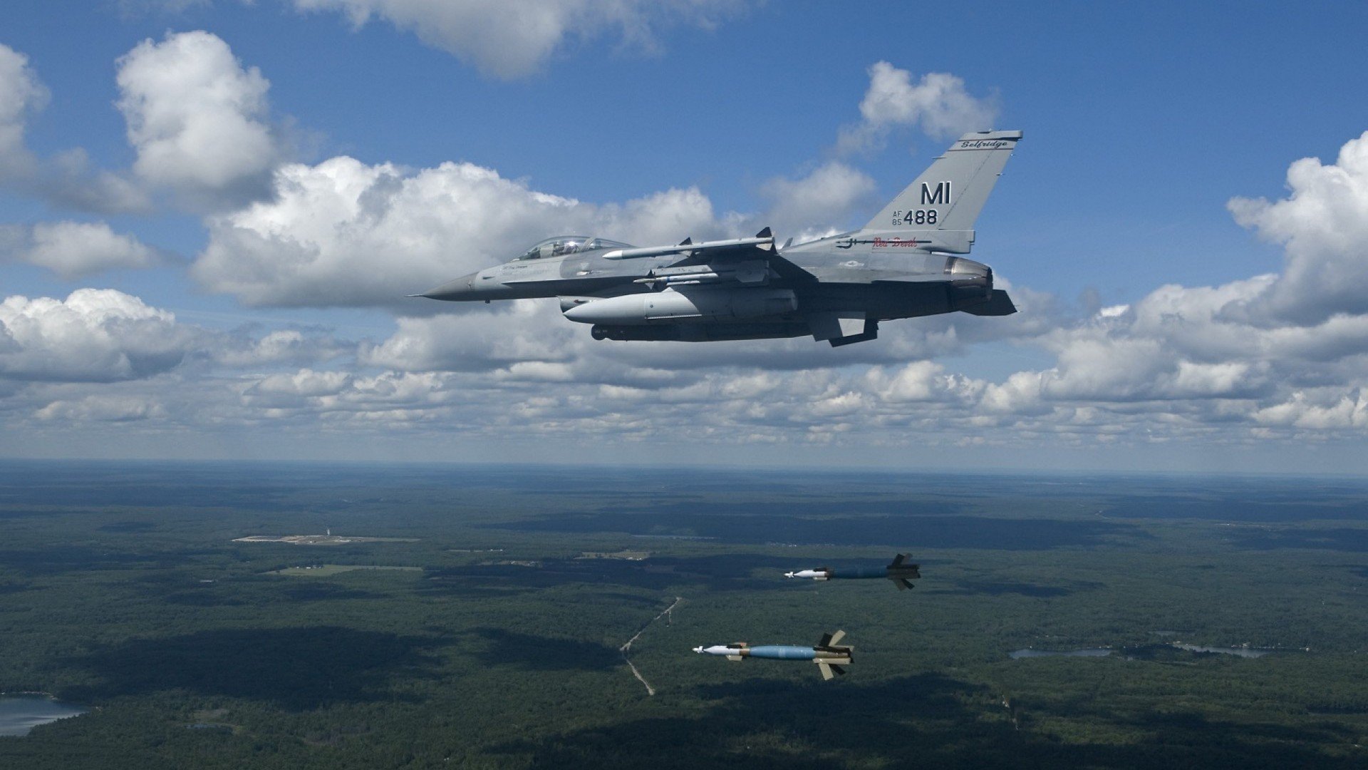 德意志战车碾过星月铁骑!拜仁旧将布鲁诺一剑封喉