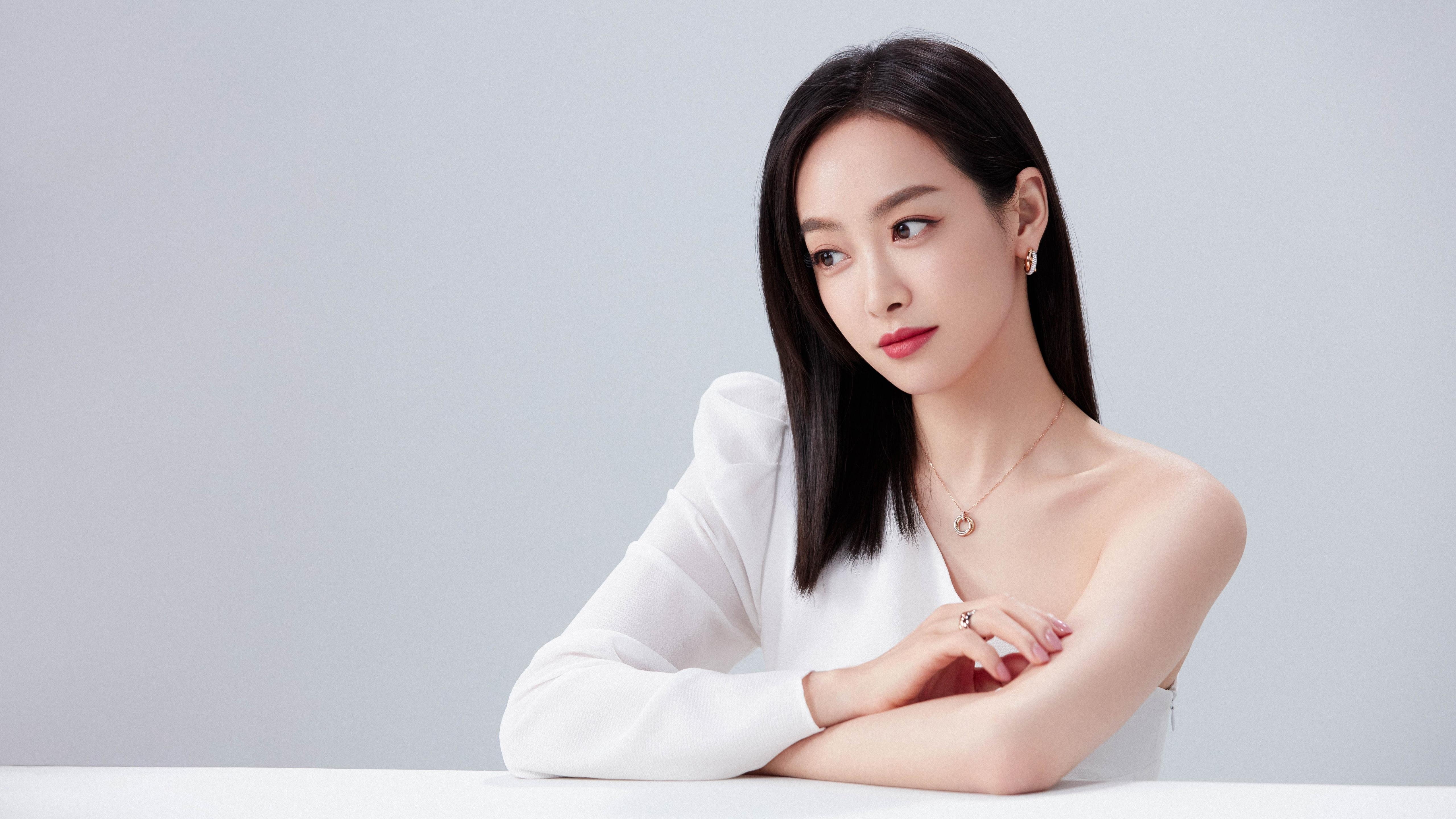 当安第斯雄鹰掠过华沙,2026世界杯B组首战的冷与热